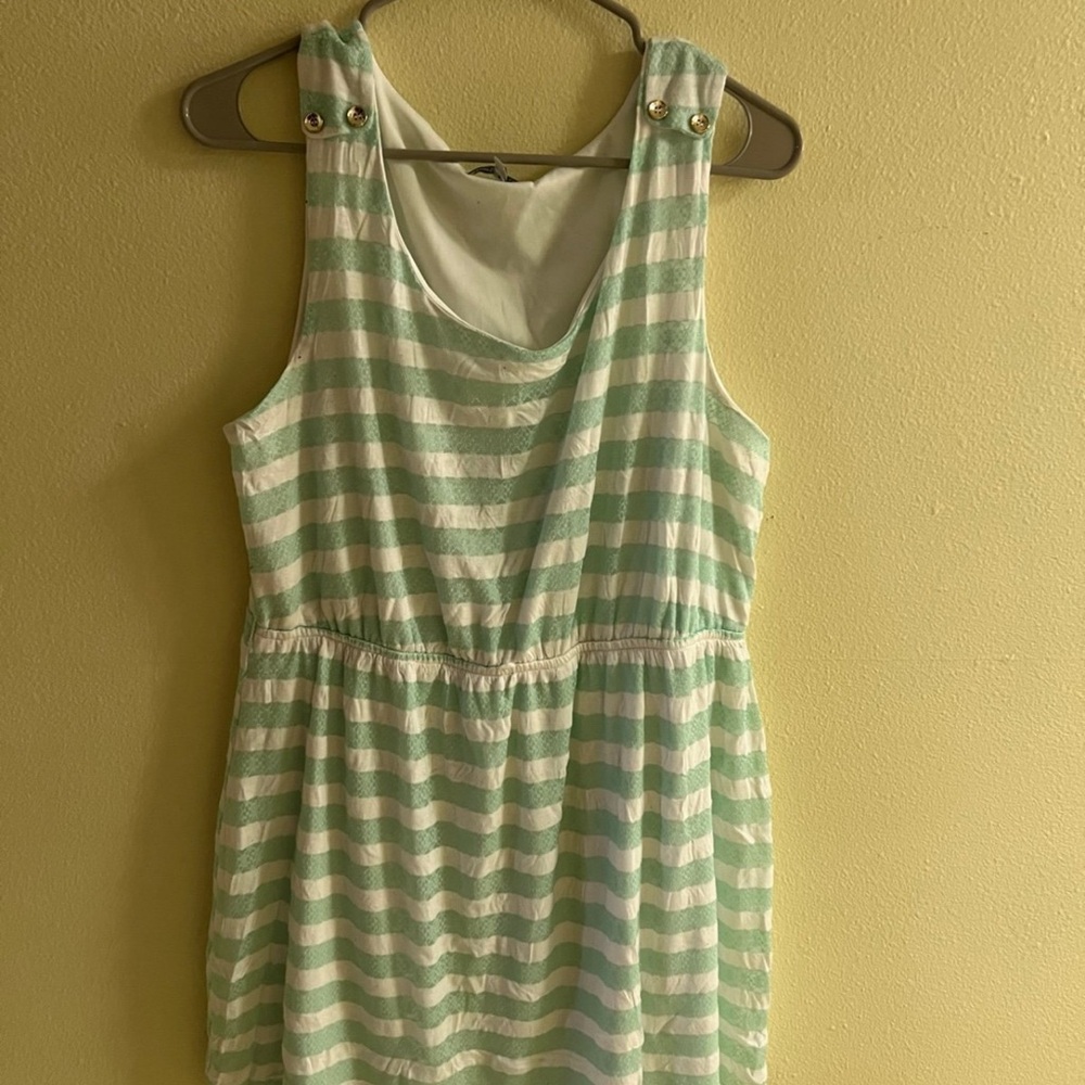 Mint/white dress